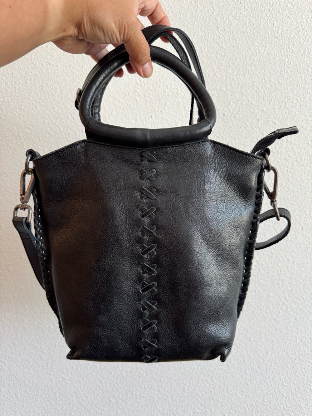 Latico Milano Leather Crossbody Bag in black